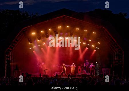 Fat Freddy's Drop, Rochester Castle 2023 Stockfoto