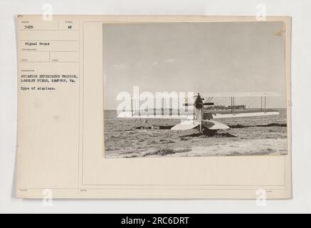 Ein Foto eines Luftfahrtversuchs, das während des 1. Weltkriegs in Langley Field in Hampton, Virginia, durchgeführt wurde Das Bild zeigt einen bestimmten Flugzeugtyp, der mit „NUMMER 3435“ gekennzeichnet ist. Der Fotograf hat das Foto mit der Referenznummer 111-SC-3435 erhalten, aufgenommen und ausgegeben. Außerdem ist das Bild mit dem Symbol ATT verknüpft, und Hinweise weisen darauf hin, dass es in der Aviation Experiment Station aufgenommen wurde. Stockfoto