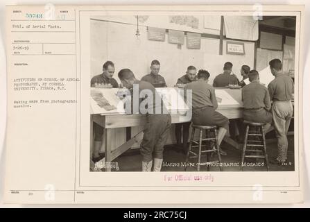 Bildunterschrift: School of Aerial Photography der Cornell University in Ithaca, NY, war an der Erstellung von Karten aus fotografischen Mosaiken beteiligt. Das Foto vom 26. März 1919 zeigt den laufenden Prozess. Das Bild ist mit der Beschreibung „Activities of School of Aerial Photography“ beschriftet und die Patientennummer lautet 55743. Dieses Bild wurde unter der Nummer 139-P ausschließlich zur amtlichen Verwendung herausgegeben. Stockfoto