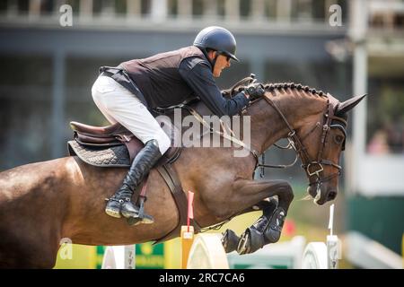 Paul O'Shea aus Irland nimmt am Rolex North American Grand Prix in Spruce Meadows Teil. Stockfoto