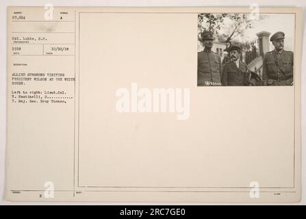 Alliierte Chirurgen besuchen Präsident Wilson 1918 im Weißen Haus. Von links nach rechts: Lieutenant Colonel R. Bastinell1, 2, Major Geo Gray Turner. Fotografische Angaben: Foto von Corporal Lubbe, S.C. (111-SC-23604), mit einer Beschreibung, die am 22. Oktober 1918 das Symbol A ausgestellt hat. Stockfoto