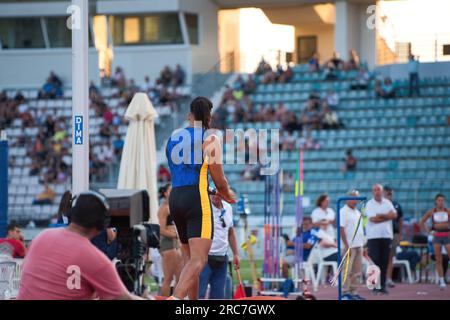 Emmanuel Karalis (20. Oktober 1999, Athen) ist ein griechischer Stabhochsprung. Seine höchste Auszeichnung ist der vierte Platz bei den Olympischen Spielen 2021 in Tokio. Stockfoto