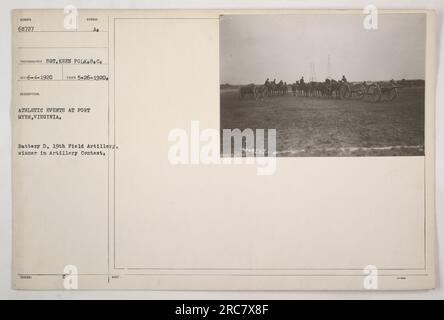 Soldaten von Battery D, 19. Field Artillery, nehmen an einem Sportevent in Fort Myer, Virginia, Teil. Bei diesem besonderen Ereignis handelte es sich um einen Artillerie-Wettbewerb, bei dem Battery D als siegreiche Mannschaft hervorging. Das Foto wurde am 26. Mai 1920 von Sergeant Keen Polk gemacht. Stockfoto