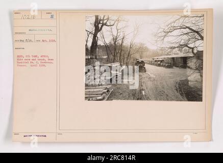 Dieses Foto mit der Referenznummer 111-SC-10216 zeigt eine Szene im Basiskrankenhaus Nr. 6 in Bordeaux, Frankreich, im April 1918. Das Bild zeigt verschiedene militärische Ressourcen wie einen Schuppen, einen Öltank, Autos, Seitenwagen und einen Lkw. Das Foto wurde vom US-amerikanischen Signalkorps aufgenommen Armee und wurde am 9. Mai 1918 für militärische Zwecke ausgestellt. Es wird darauf hingewiesen, dass das Bild nicht veröffentlicht werden sollte. Stockfoto