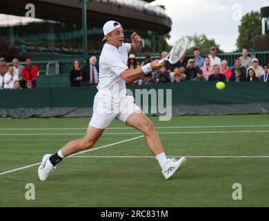 London, Großbritannien. 05. Juli 2023. Tallon Griekspoor der Niederlande am dritten Tag der Wimbledon-Meisterschaft 2023 im All England Lawn Tennis and Croquet Club, Wimbledon in London am Mittwoch, den 05. Juli 2023. (Foto: Hugo Philpott/BSR Agency) Kredit: BSR Agency/Alamy Live News Stockfoto