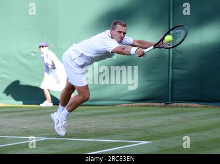 London, Großbritannien. 07. Juli 2023. Tallon Griekspoor und Bart Stevens aus den Niederlanden am 5. Tag der Wimbledon-Meisterschaft 2023 im All England Lawn Tennis and Croquet Club, Wimbledon in London am Freitag, den 07. Juli 2023. (Foto: Hugo Philpott/BSR Agency) Kredit: BSR Agency/Alamy Live News Stockfoto