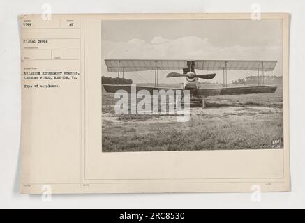 Ein Bild mit einer Gruppe von Flugzeugen an der Aviation Experiment Station in Langley Field, Hampton, Virginia während des Ersten Weltkriegs. Das Foto trägt die Aufschrift NUMMER 3399 und wurde vom Fotografen RECO 133 188ED aufgenommen. Es erfasst die verschiedenen Flugzeugtypen, die auf der Station verwendet werden. Stockfoto