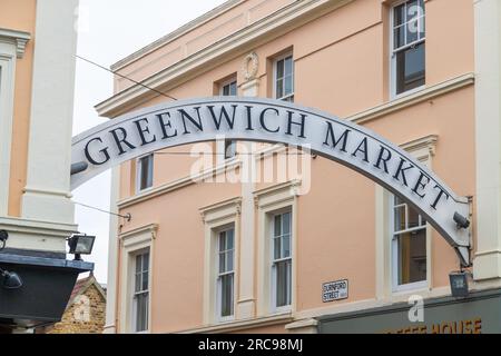 LONDON, Vereinigtes Königreich - 5. März 2023: Schließung eines Schildes für den Greenwich Market im Südosten von London Stockfoto