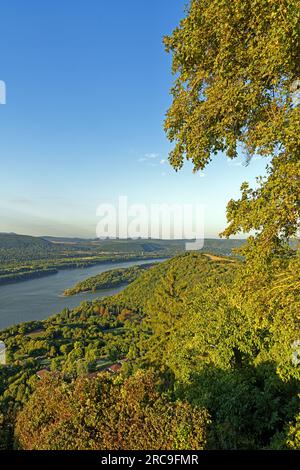 Burg, Visegrádi Fellegvár, 13. Jahrhundert, Panorama, Fluß, Donau, Duna Stockfoto