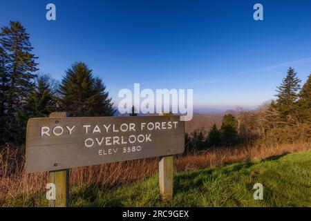 Roy Taylor Forest Overlook am Blue Ridge Parkway in North Carolina Stockfoto