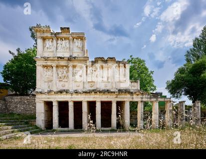 Reliefs des Sebasteion im Museum von Aphrodisias Ancient City, Denizli, Tuerkei Reliefs des Sebasteion im Museum der Ancient City, H Stockfoto