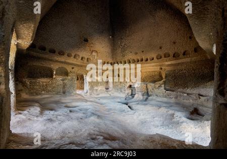 Selime Klosteranlage im Ihlara-Tal, Güzelyurt, Kappadokien, Anatolien, Tuerkei |Selime-Felskloster im Ihlara-Tal oder Peristrema-Tal, Ihlara Stockfoto