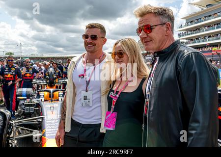 Silverstone, Großbritianer. 10. Juli 2023. SILVERSTONE CIRCUIT, VEREINIGTES KÖNIGREICH - JULI 09: Gordon Ramsay vor dem Großen Preis von Großbritannien am Silverstone Circuit am Sonntag, den 09. Juli 2023 in Silverstone, Vereinigtes Königreich. (Foto: Michael Potts/BSR Agency) Kredit: BSR Agency/Alamy Live News Stockfoto