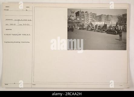 Soldaten, die nach dem Ersten Weltkrieg an der Siegesparade in New York City teilnahmen Ingenieure werden dabei gesehen, wie sie Traktoren präsentieren. Das Foto mit der Bezeichnung Subjekt 47846 wurde am 3. Mai 1919 von LT. Geo aufgenommen H. Lyon, S.C. Es ist Teil einer Sammlung mit dem Titel „Fotos der amerikanischen Militäraktivitäten während des Ersten Weltkriegs“. Stockfoto