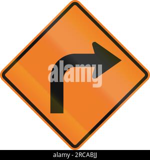 Kanadisches temporäres Verkehrswarnschild – Rechtskurve voraus. Dieses Zeichen wird in Ontario verwendet. Stockfoto