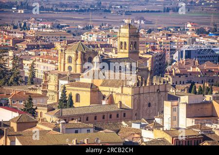 Majestätische Inkarnation-Kathedrale in Granada mit Blick auf das Dach, Andalusien Region von Spanien Stockfoto