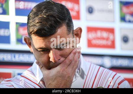 St. Helens, England - 13. Juli 2023 - St. Helens Cheftrainer Paul Wellens. Betfred Super League, St. Helens gegen Catalan Dragons im Totally Wicked Stadium, St. Helens, Großbritannien Stockfoto