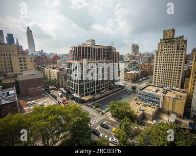 Bau von Seniorenwohnungen in Chelsea in New York am Samstag, den 8. Juli 2023. (© Richard B. Levine) Stockfoto