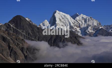 Herbstszene im Gokyo Valley, Mount Everest National Park Stockfoto