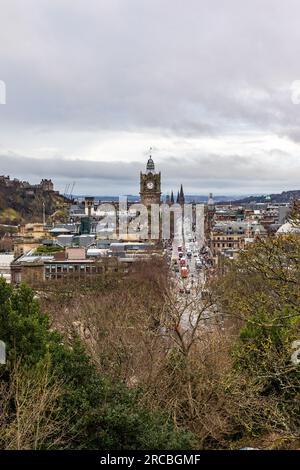 Wunderschöne Aufnahmen von Edinburgh City, aufgenommen in Schottland Stockfoto