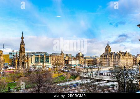 Wunderschöne Aufnahmen von Edinburgh City, aufgenommen in Schottland Stockfoto