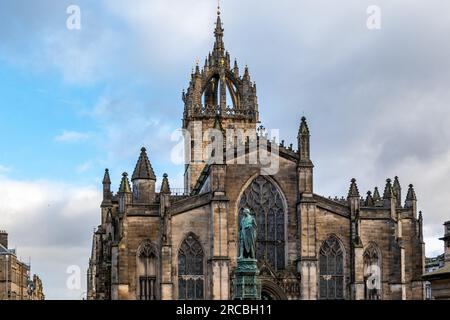 Wunderschöne Aufnahmen von Edinburgh City, aufgenommen in Schottland Stockfoto