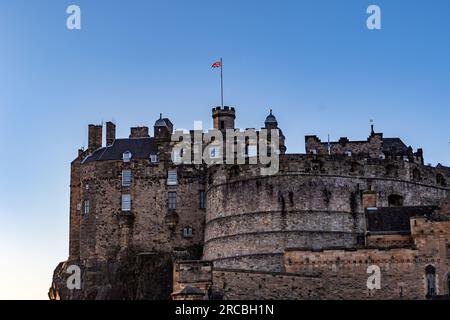 Wunderschöne Aufnahmen von Edinburgh City, aufgenommen in Schottland Stockfoto