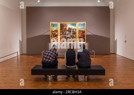 Lissabon, Portugal, NMAA Museu Nacional de Arte Antiga, Hieronymus Bosch, Triptych der Versuchungen des Heiligen Antonius, um 1501 Stockfoto