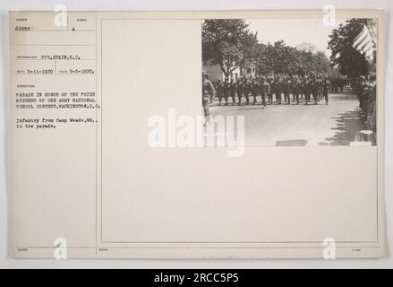 Parade zu Ehren der Preisträger des Army National School Essay Contest. Die Parade fand in Washington statt und diente als Infanterie aus Camp Meade, Md Dieses Foto mit der Nummer 68552 wurde von Pvt. Eskin.S.C. am 5. Mai 1920 aufgenommen. Stockfoto