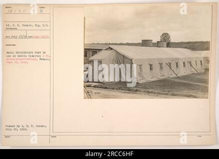 Ein Foto von LT. E. H. Cooper vom Signal Reserve Corps, aufgenommen am 23. Juni 1918. Das Bild zeigt ein kleines Bessonneaux-Zelt, das im Mobile Hospital #39 in Aulnois-sur-Vertuzy, Frankreich, genutzt wird. Das Foto wurde am 16. Juli 1918 vom A. E. P. Censor genehmigt. Bezugsnummer: 111-SC-15120, Fotografen NECD, veröffentlichte Anmerkungen: 15120 UNIN 9006. Stockfoto