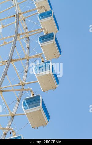 Riesenrad Rio Star in Rio de Janeiro, Brasilien - 05. März 2023: Riesenrad Rio Star, eine der wichtigsten Touristenattraktionen von Rio de Janeiro. Stockfoto