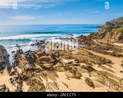 Erkunden Sie Cuttagee Beach an der Küste von Sapphire an der Südküste von NSW, Australien Stockfoto
