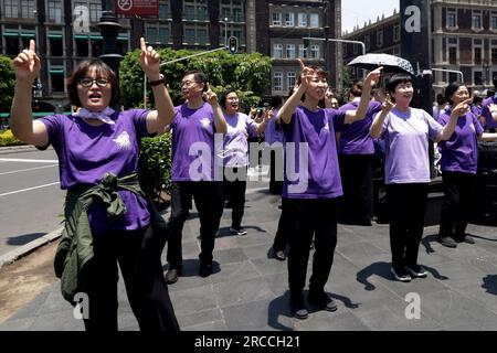 Nicht exklusiv: 13. Juli 2023, Mexiko-Stadt, Mexiko: Der Korean Milal Missionary Choir während der Präsentation der World Tour namens „2023 World Mila“ Stockfoto