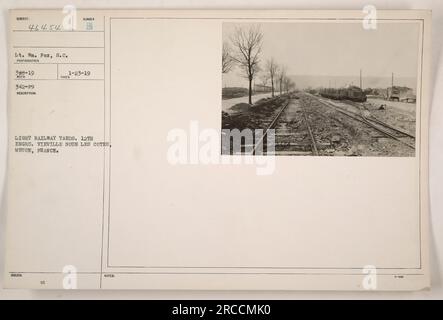 Ein Foto der Stadtbahnhöfe der 12. Ingenieure in Vieville Sous Les Cotes, Mause, Frankreich. Das Foto wurde von LT. WM gemacht. Fox, S.C. Sie ging am 342-19 ein und wurde am 1-23-19 ausgestellt. Das Bild zeigt die Bahnhöfe, die von den 12. Ingenieuren während des Ersten Weltkriegs verwendet wurden. Stockfoto