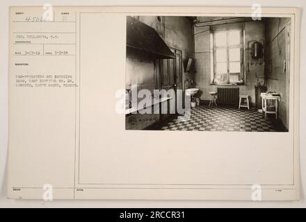 Bildunterschrift: „Pre-OP and dressing room at Camp Hospital No. 24 in Langres, Haute Marne, Frankreich. Aufgenommen am 3. Januar 1919. Betrifft: Sot. Villanova, S.C. (Fotograf) Rico. Bildreferenz: 45060." Stockfoto