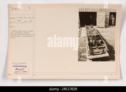 Ein Foto von LT. WM. Fuchs, Sig. R.C., aufgenommen am 18. April 1918. Die Abbildung zeigt einen teilweise gepackten Pierce Arrow Truck, verpackt für den Transport. Das Foto wurde für Engineering Laboratories, Quartermaster Corps aufgenommen und ist nicht für Publicity bestimmt Stockfoto