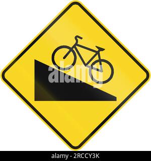 Ein kanadisches Warnschild - steile Steigung für Radfahrer. Dieses Zeichen wird in Quebec verwendet. Stockfoto