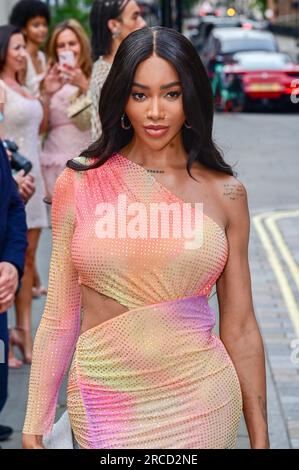 LONDON, ENGLAND - 13. JULI: Munroe Bergdorf nimmt am 13. Juli 2023 in London an der British Vogue x Selbstportrait Summer Party im Chiltern Firehouse Teil. Kredit: Siehe Li/Picture Capital/Alamy Live News Stockfoto