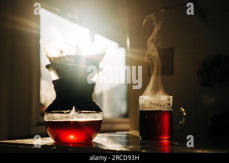 Kaffee und Sonnenlicht Stockfoto