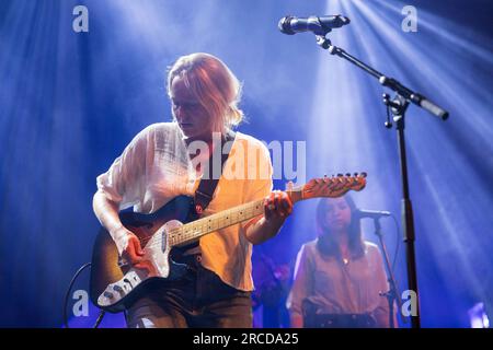 Oslo, Norwegen. 13. Juli 2023. Die amerikanische Folk-Rock-Sängerin, Songwriterin und Musikerin Lissie führt ein Live-Konzert im Rockefeller in Oslo auf. (Foto: Gonzales Photo/Alamy Live News Stockfoto