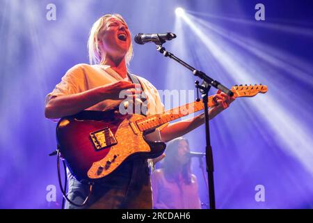 Oslo, Norwegen. 13. Juli 2023. Die amerikanische Folk-Rock-Sängerin, Songwriterin und Musikerin Lissie führt ein Live-Konzert im Rockefeller in Oslo auf. (Foto: Gonzales Photo/Alamy Live News Stockfoto