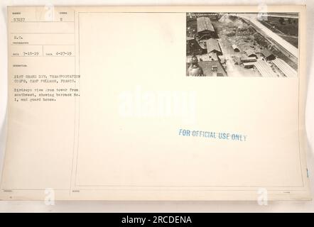 Vogelperspektive auf Camp Pullman in Frankreich mit Baracke Nr. 1 und Wachhaus. Dieses Bild wurde am 27. April 1919 von einem offiziellen Fotografen der Grand Div 21. aufgenommen Transportkorps. Das Foto ging am 15. Juli 1919 ein und ist mit der ausgestellten Nummer 57237 gekennzeichnet. Sie ist mit dem Symbol E S.C. gekennzeichnet und enthält Hinweise, die nur für den offiziellen Gebrauch bestimmt sind. Stockfoto