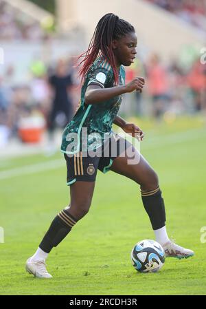 Offenbach, Deutschland. 24. Juni 2023. firo: 06/24/2023, Fußball, Freundschaftsspiel DFB Frauenlandspiel Nationalmannschaft Deutschland - Vietnam 2:1 GER Nicole Anyomi, Single Action, dpa/Alamy Live News Stockfoto