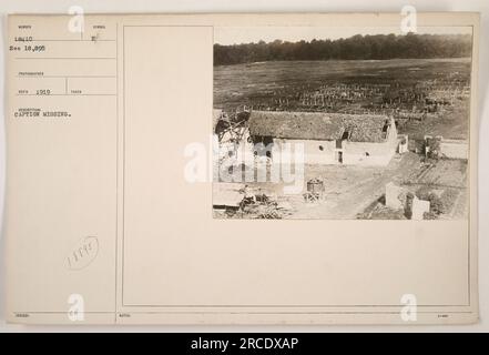 Foto-ID 111-SC-18410 zeigt eine Szene aus dem 1. Weltkrieg Die genaue Beschreibung und Beschriftung für dieses Bild fehlen. Es wurde 1919 aufgenommen und der Name des Fotografen wird als „RECO“ bezeichnet. Das ausgegebene Symbol ist 18.895, und es gibt zusätzliche Hinweise, die „Torstwowd“ erwähnen. Stockfoto