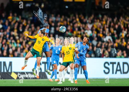 Melbourne, Australien. 14. Juli 2023. Spieler aus Australien und Frankreich in Aktion während ihres „Send Off Friendly Match“ der Weltmeisterschaft 2023 in Melbourne, Australien. Australien hat 1:0 gewonnen. (Kreditbild: © Chris Putnam/ZUMA Press Wire) NUR REDAKTIONELLE VERWENDUNG! Nicht für den kommerziellen GEBRAUCH! Stockfoto