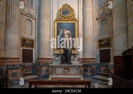 Kapelle des Schutzengels in der Kathedrale von Cadiz - Cadiz, Andalusien, Spanien Stockfoto