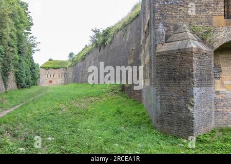 Der Drop Redoubt in den westlichen Höhen von Dover. Stockfoto