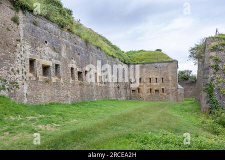 Der Drop Redoubt in den westlichen Höhen von Dover. Stockfoto