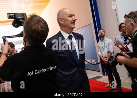 Frankreich, Occitanie, Blagnac auf 2023-07-10. Bruno Le Maire, französischer Minister für Wirtschaft, Finanzen, Industrie und digitale Souveränität, Roland LESC Stockfoto