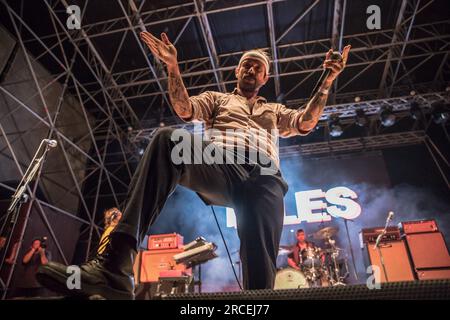 Bellaria, Italien. 13. Juli 2023. Idles live in Bellaria Igea Marina (Foto von Carlo Vergani/Pacific Press) Kredit: Pacific Press Media Production Corp./Alamy Live News Stockfoto